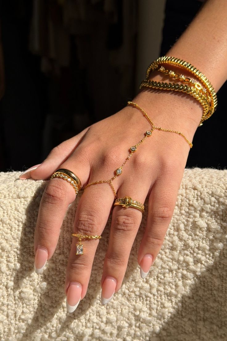 Hand chain