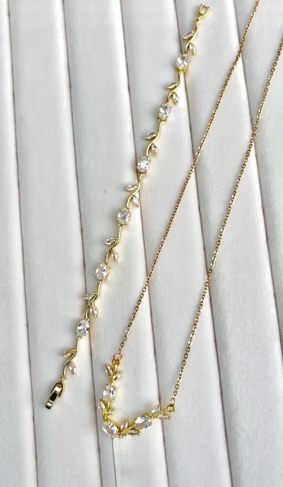 Gold white tulip combo